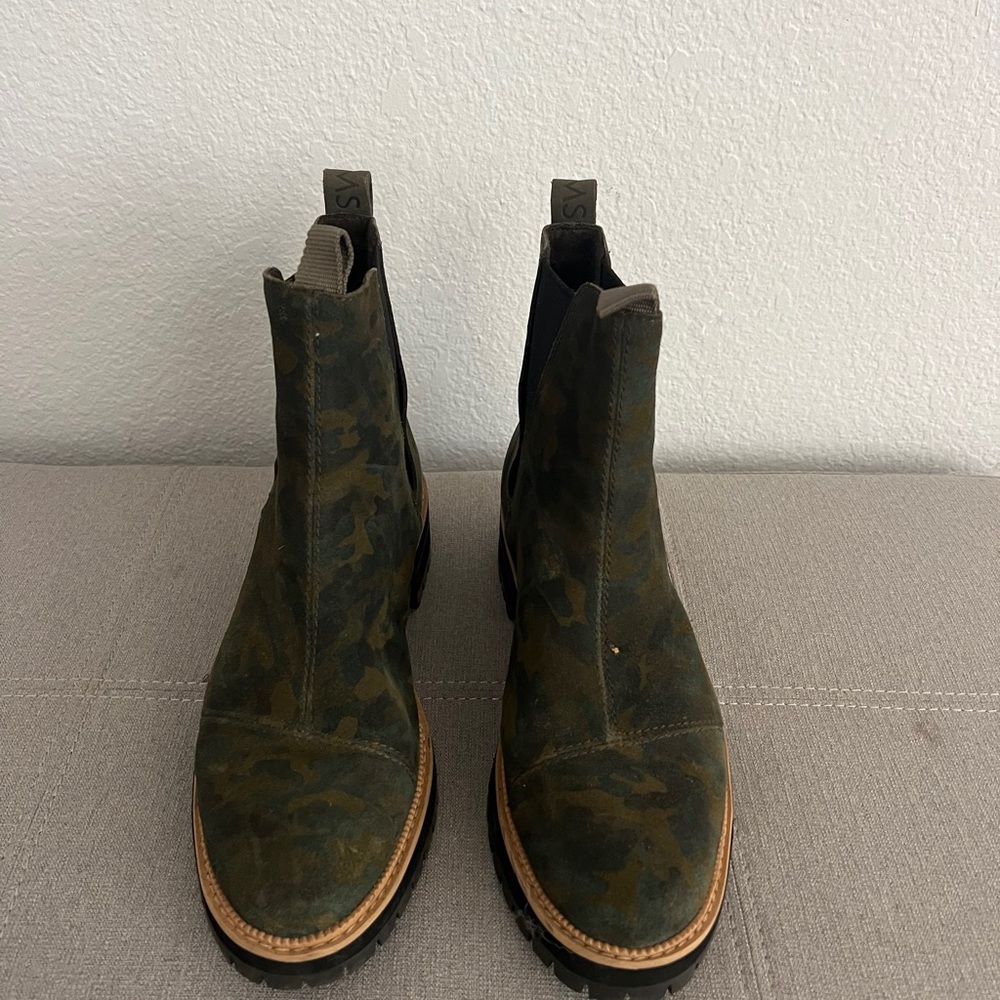 Tom’s Water Ankle Boots